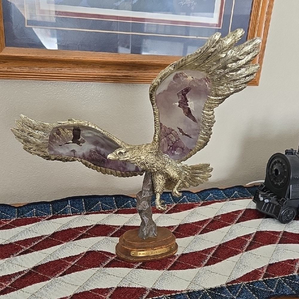 The Bradford Exchange Gold and Purple Eagle Sculpture